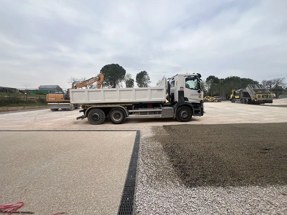 TP Bellegarde - Genie civile - Stabilisation talus avec pierres calcaires